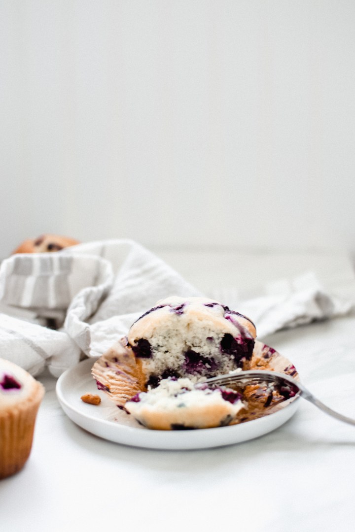 One Bowl Blueberry&nbsp;Muffins